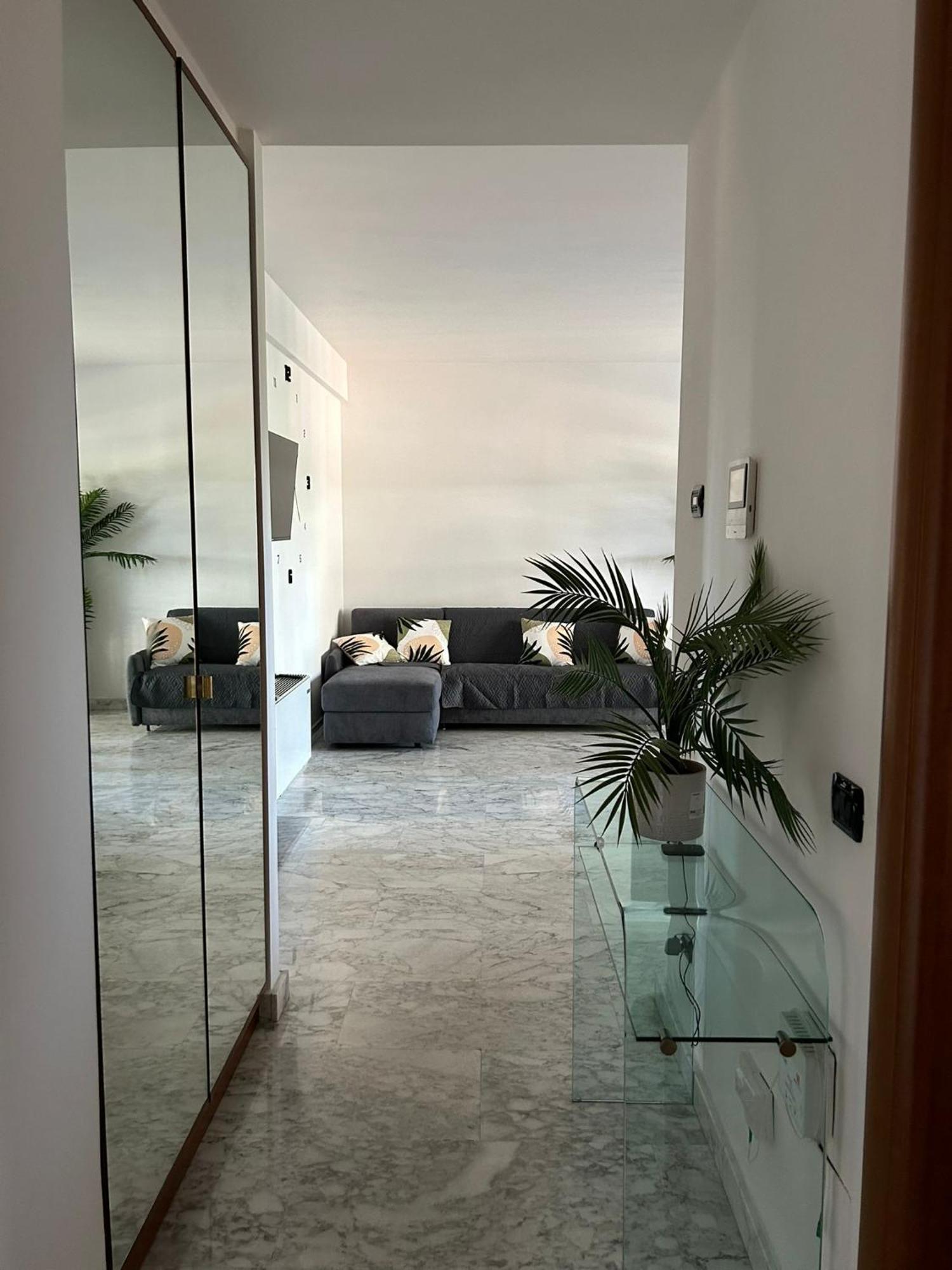 Eur Con Piscina Esterna