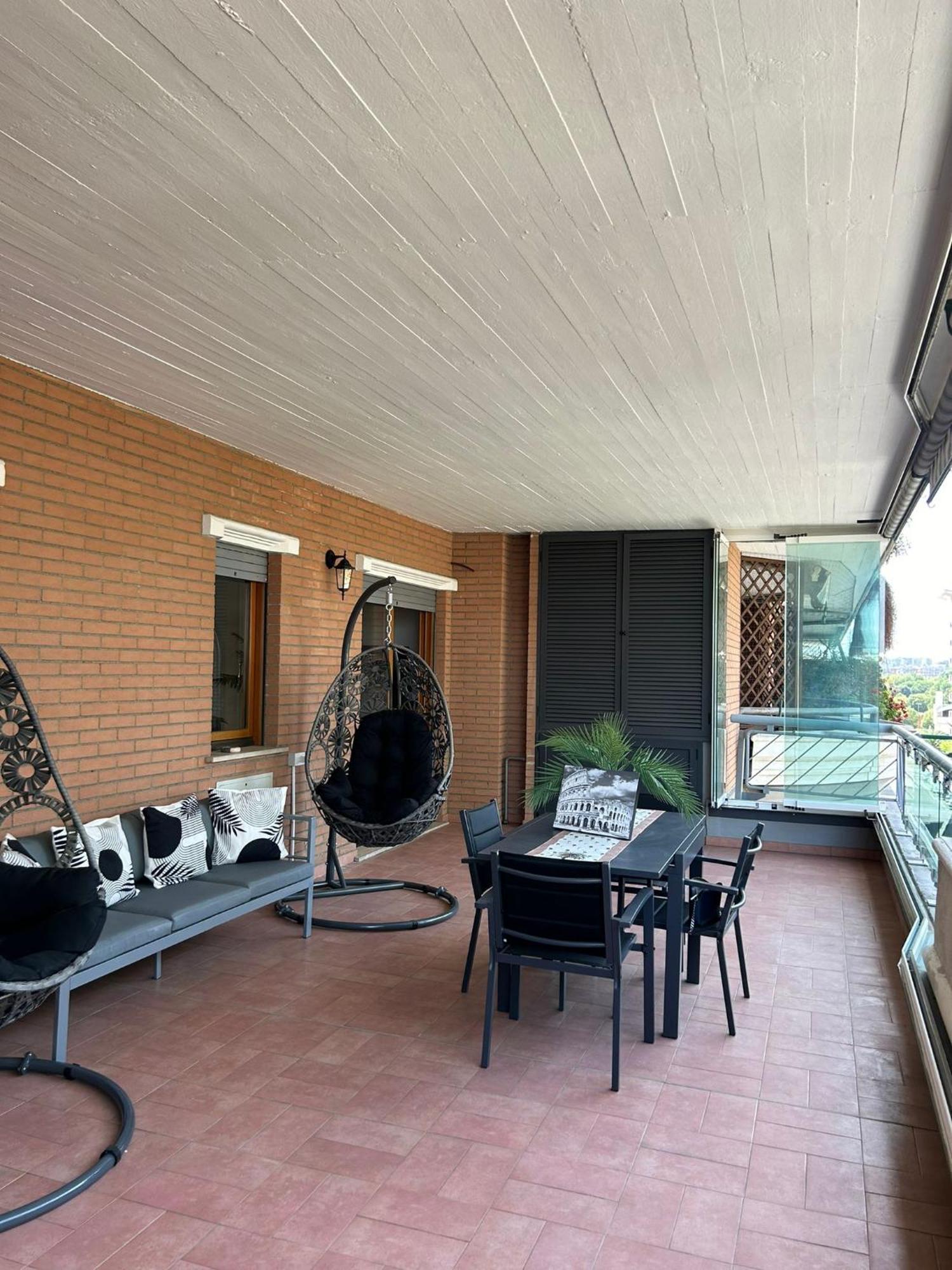 Apartment Eur Con Piscina Esterna *